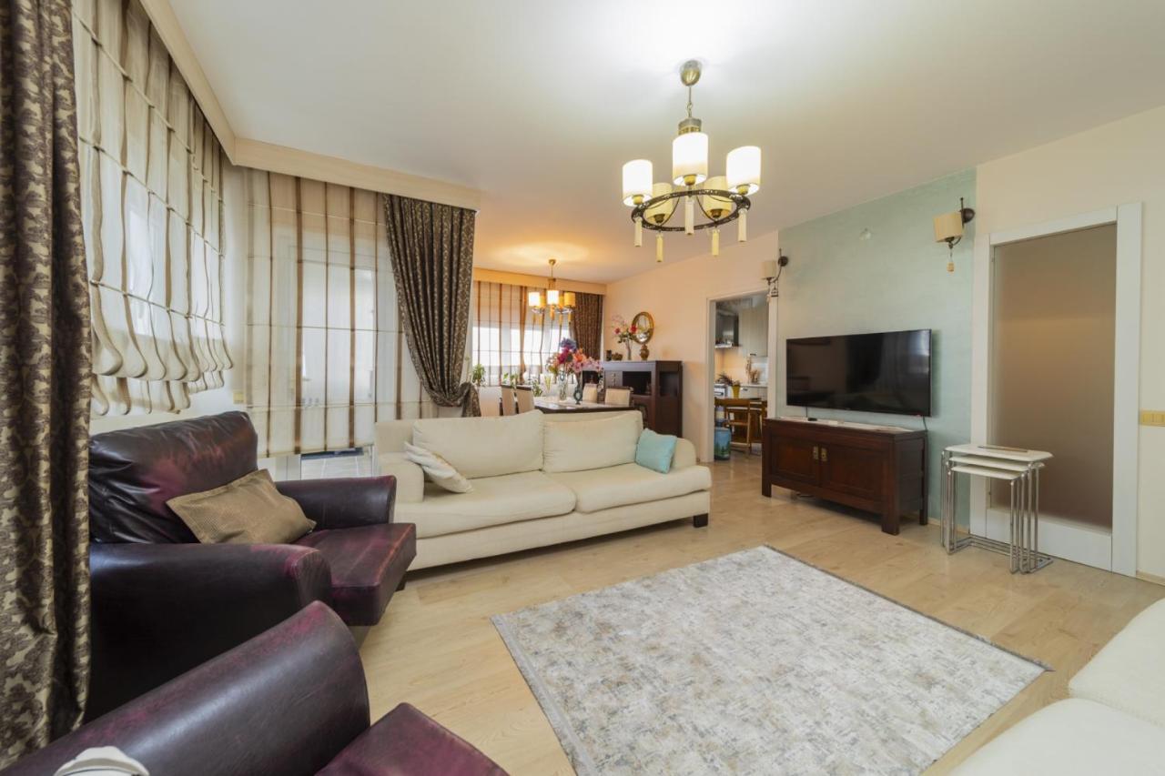 Flat With Balcony 3 Min To Konyaalti Apartament *